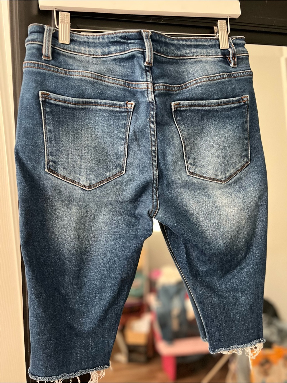 Velvet Distressed Mid Blue Cropped Denim Jeans